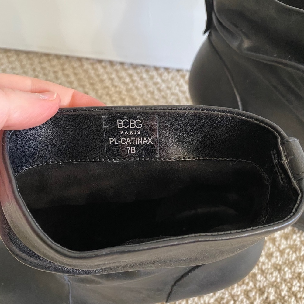 BCBG booties - Picture 5 of 8